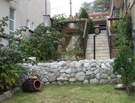 Къща За Гости Сара Velingrado Exterior foto